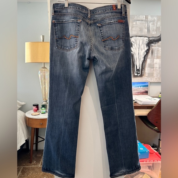 7 for All Mankind - bootcut hemmed 29” inseam - Picture 3 of 6